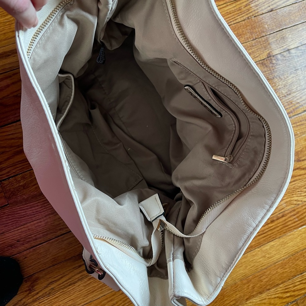 Purse - Picture 3 of 3